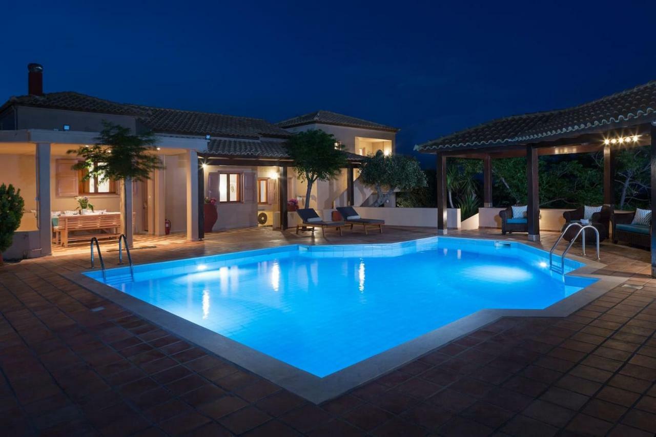 White Sand Villa. Spacious Villa With Prive Pool. Agia Pelagia Dış mekan fotoğraf